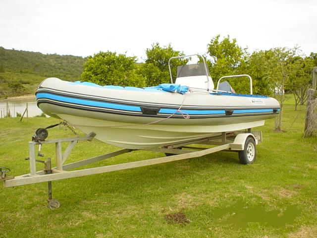 5.5m Monohull Semi-Rigid